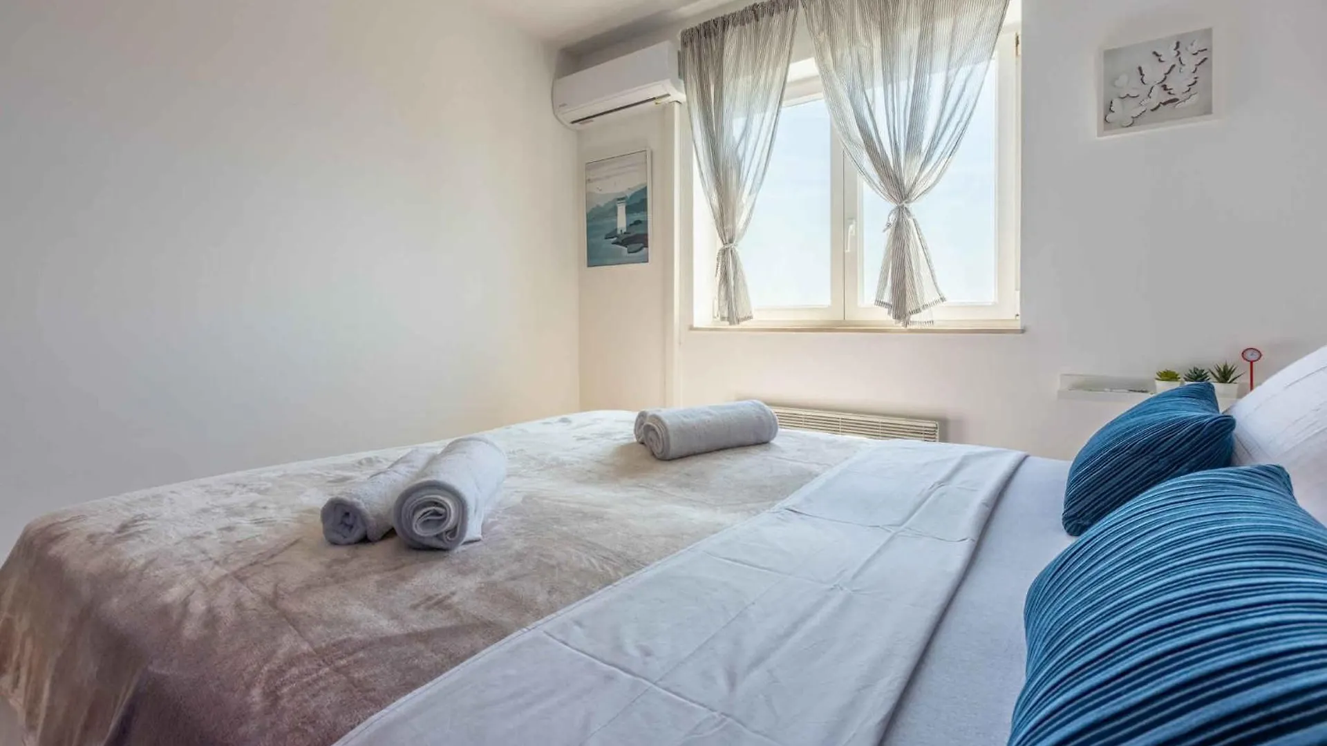 Apartment In Selce 42954